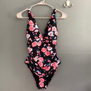 CupShe One Piece Swim NWT